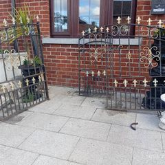 garden gates 1 garden gate.  2 x drive in gates