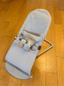 baby bjorn selling with to the flower attachment