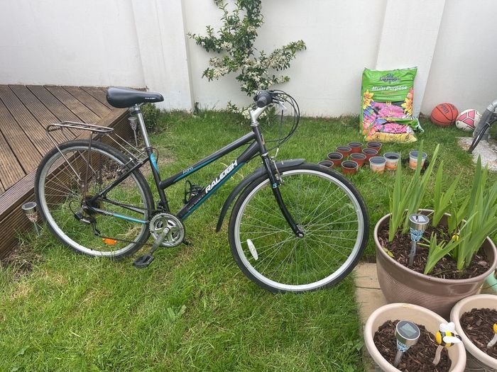 Raleigh Alana ladies bike