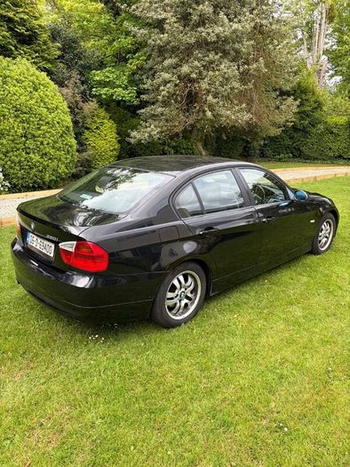 BMW 3-Series 2005