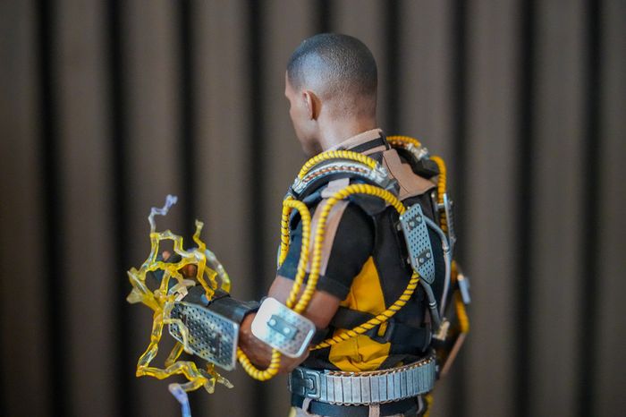 Hot Toys Electro - Spider-Man: No Way Home - MMS644 - 1/6 Scale