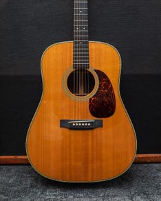 Martin HD-28v 2010's - Natural