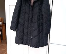 Jobis Black 3/4 Coat, Unused,Quilted Feather Filled  S 44 18