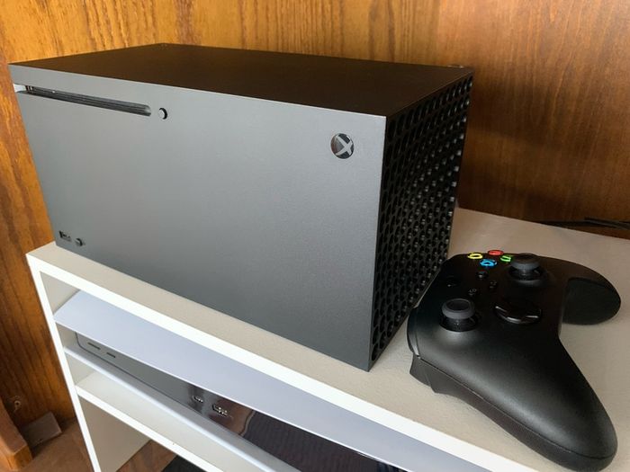 Xbox Series X boxed with cables and controller MINT