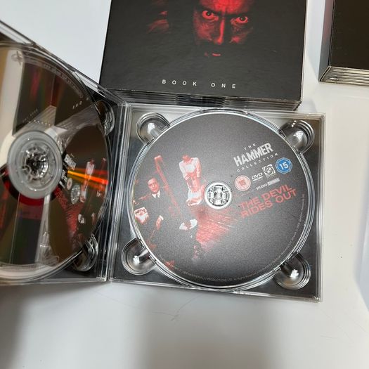 The Hammer Collection 21 Disc Collector's Box Set DVD + Booklet + 6 Postcards