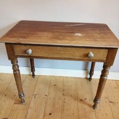 Hall table