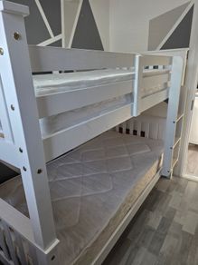 kids bunk bed