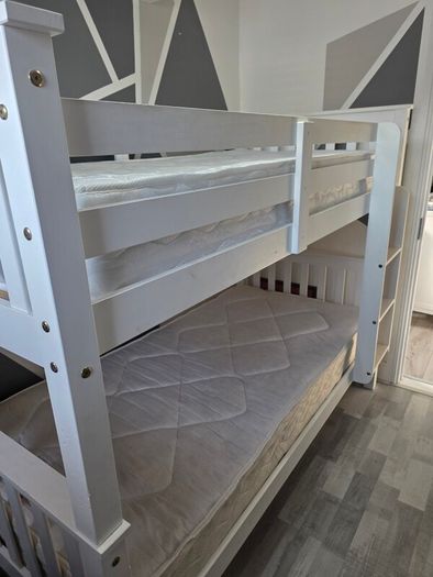 kids bunk bed