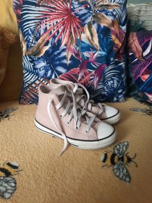 pink leather converse