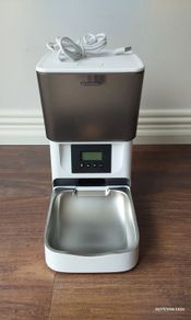 Automatic Pet Feeder with Stainless Steel Bowl