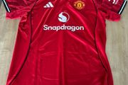 Manchester United 2025/26 Home adidas Shirt XL