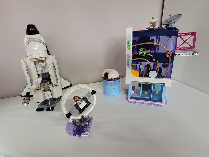 LEGO Friends 41713 Olivias Space Academy