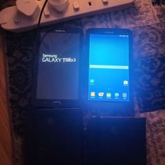 2 x Samsung galaxy tab 3
