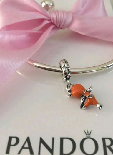 Pandora Disney Parks Epcot Red Bird - Parks Exclusive Charm