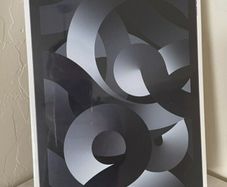 Apple iPad Air 5th Gen Wi-Fi, 10.9in - 64GB - Space Grey- Brand NEW