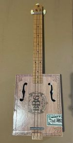 Cigar Box electric guitar