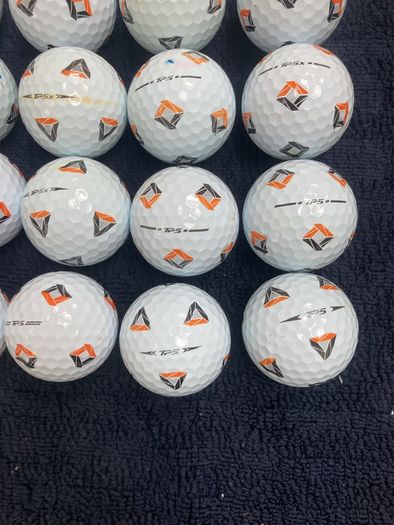20 Taylormade Pix Balls