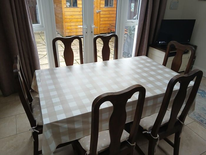 Table and 6 chairs