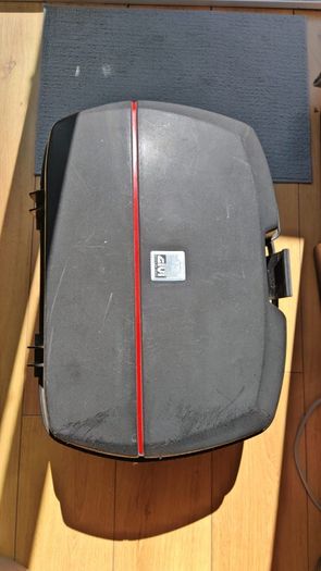 Motorcycle top box, panniers