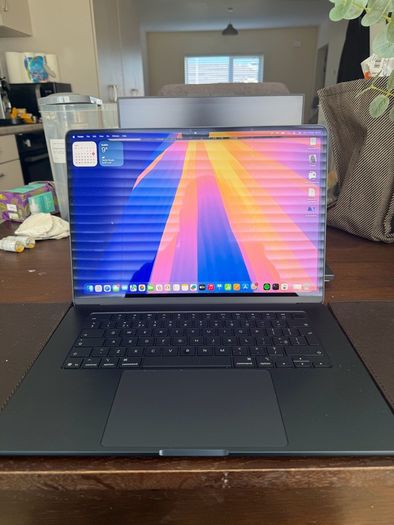 Apple Macbook Air