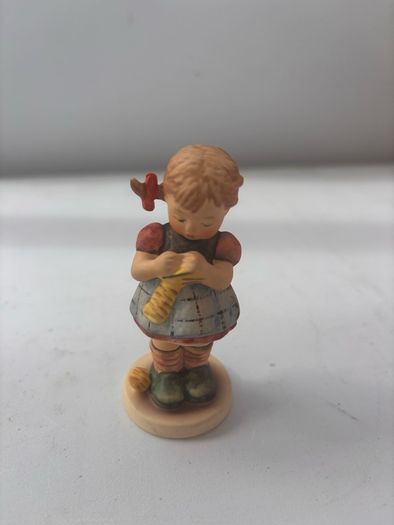 Vintage Goebel Figurine