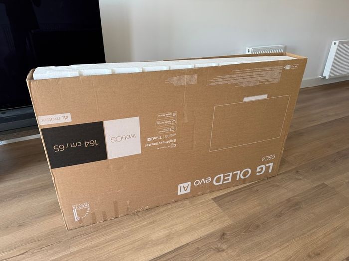 65 inches tv box