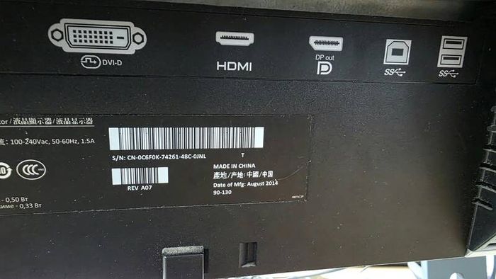 Dell UltraSharp U2713H 27" 1440p WQHD IPS Monitor