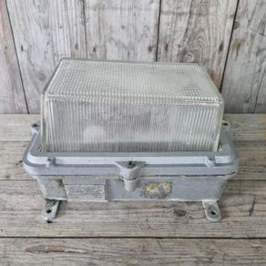 Bulkhead Light Single KAS1292