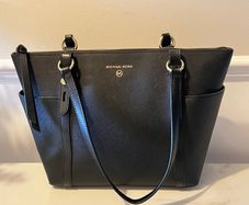 Michael Kors Sullivan Medium Bag