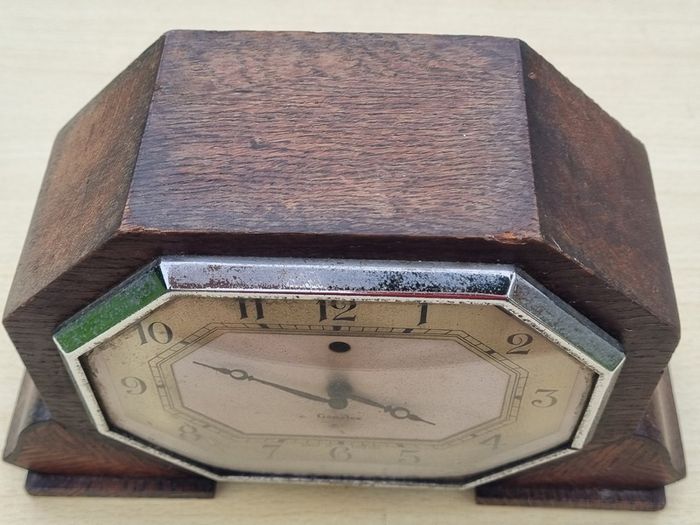 Genalex - British Art Deco Mantel Clock