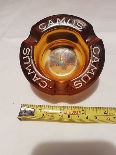 camus chatelle Napoleon cognac brandy french ashtray extremely rare ,,prefect condition collectors item price includes post to anywhere in ireland thank you, by certificate proof of post, thank you