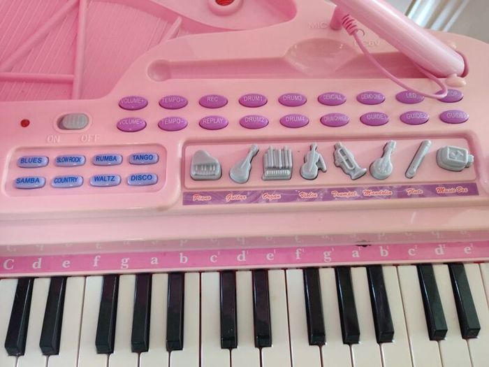 Little Princess piano / keyboard with stool