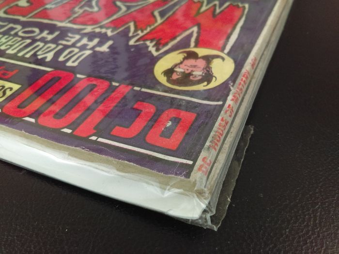 House Of Mystery ! Issue #224 ! Bronze Age Horror Comic from 1974 !  Current value of NM 90.00 Dollars !!