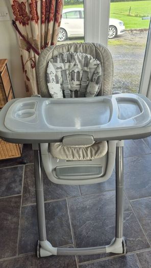 Uppababy vista travel system, highchair, carrier
