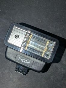 Ricoh XR Speedlite 240 - SLR Camera Flash [TESTED & WORKING]