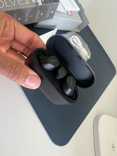 Jabra Evolve 2 Buds
