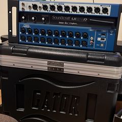 Soundcraft Ui24R Digital Rack Mixer