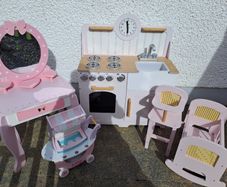 Premium Wooden Play Kitchen & Matching Toy Bundle - Bundoran Collection