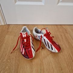 Adidas football trainers size 2uk