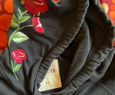 Hollister hoody XS