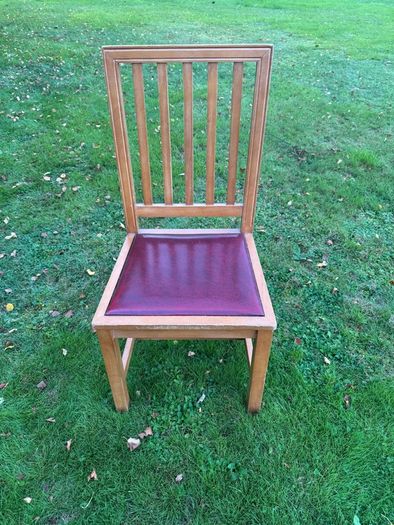 Solid wood dining chair