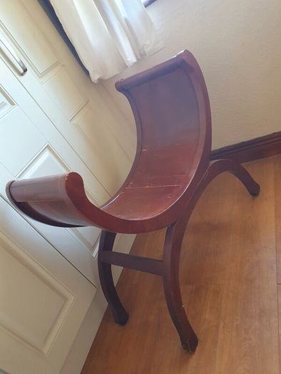 Curule Stool