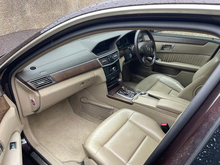 2010 Mercedes-Benz E-Class