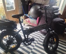 Engwe EP2 Pro electric bike. With storage pannier bag.