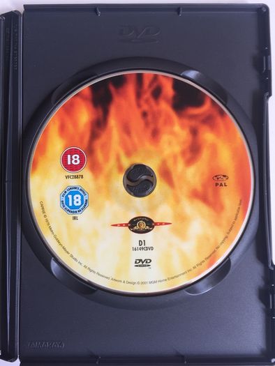 Carrie (Brian DePalma Film) [1976] Sissy Spacek, Nancy Allen & John Travolta [Movie DVD]