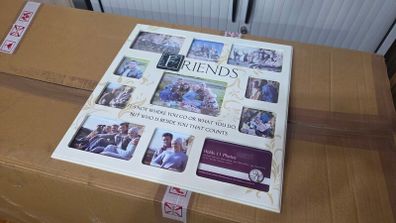 FRIENDS Picture frame (11 photos)