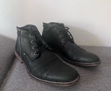 Black leather boots size 9