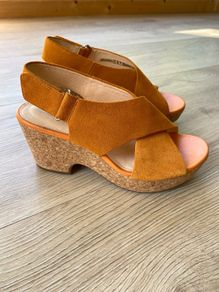 Womens shoes clarks sandals