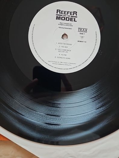 Johnny Duhan Ft. Dolores Keane LP (Irish) - Reefer And The Model