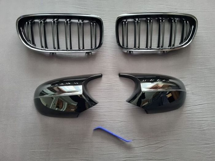 BMW E90 / E91 Lci Kidney Grilles & Mirror Covers Set Brand New